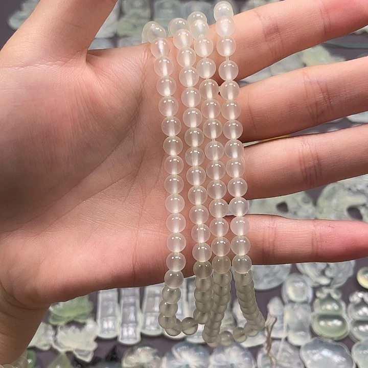 锦***8未镶嵌蛇纹石玉颈饰