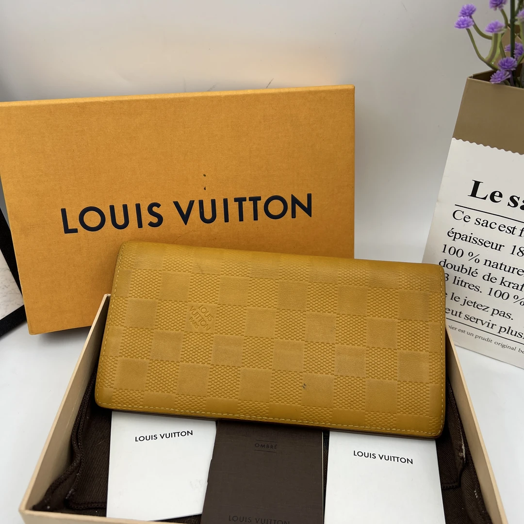95新 LouisVuitton/路易威登 9120/黄色全皮棋盘格长款钱包