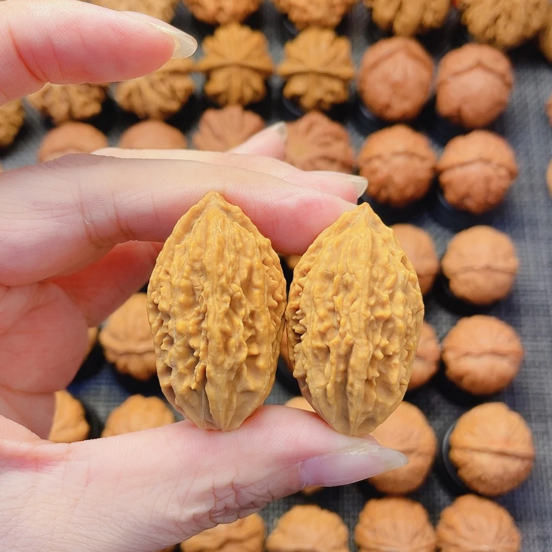 文玩核桃把件长瓜条