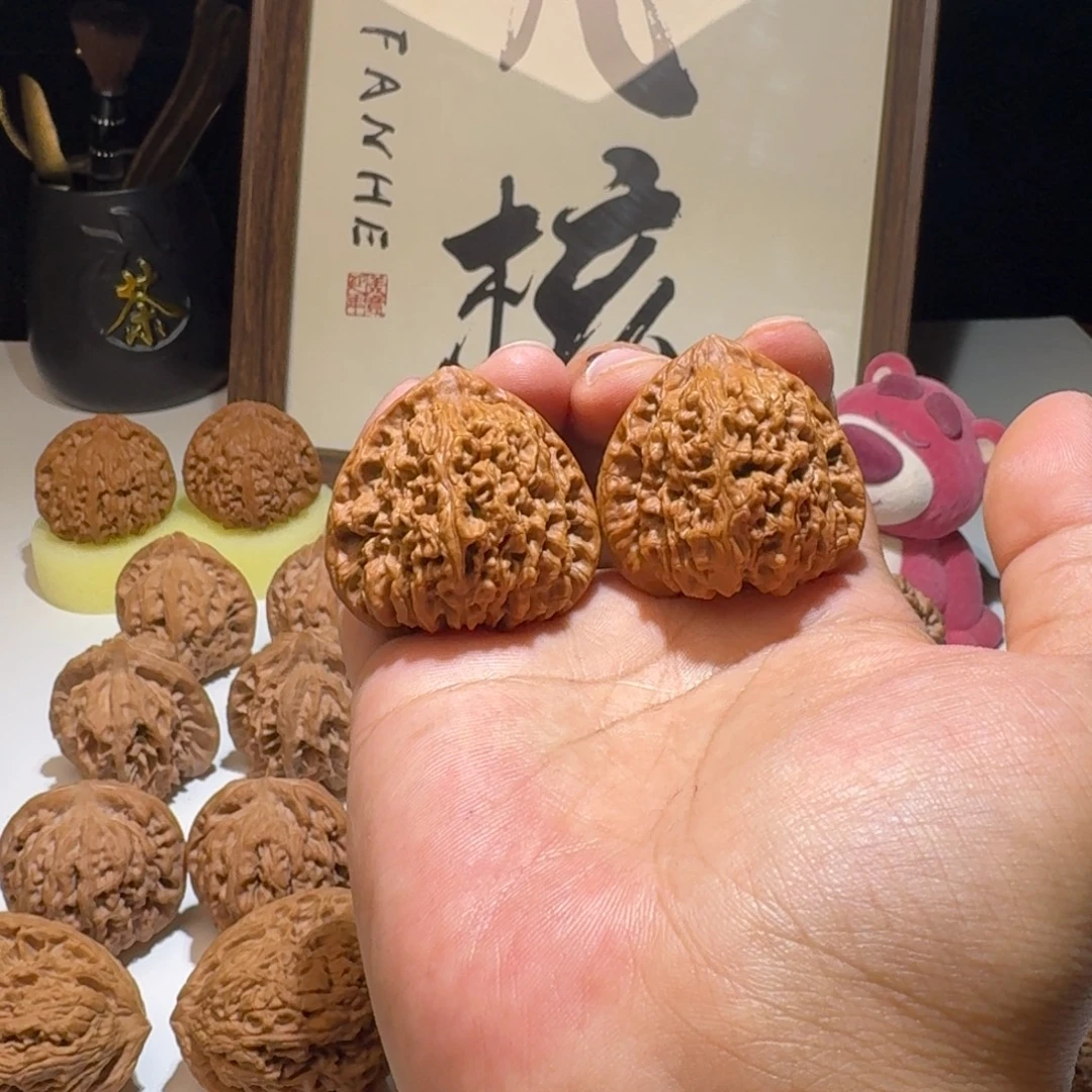 球***号吊坠文玩核桃40尺寸逐鹿南疆石