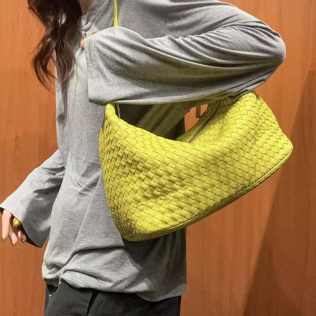 95新 BOTTEGA VENETA/葆蝶家 【蕾】87 0645 黄色大号饭盒包