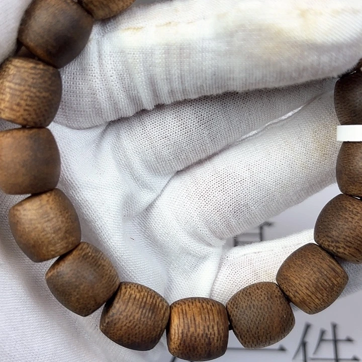 沉香手串芽庄1.2树心油