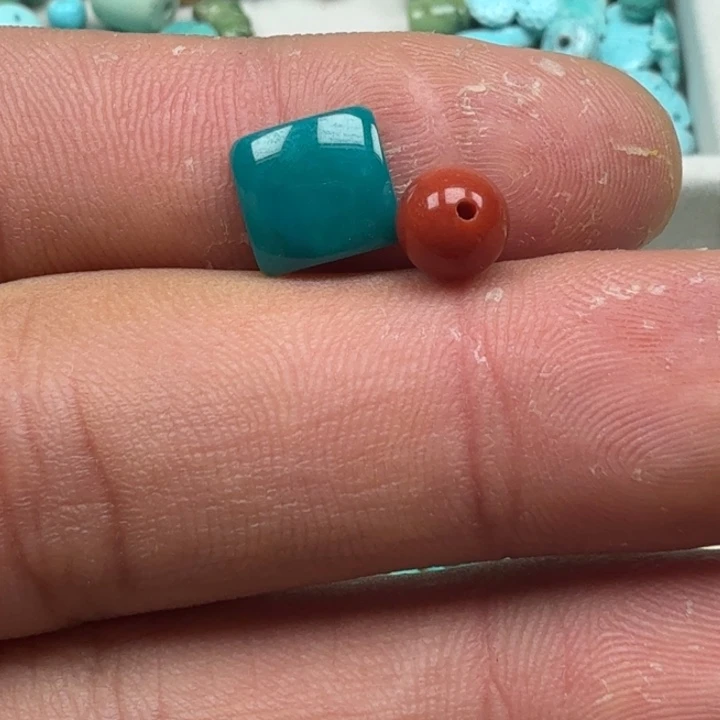 点***点南红玛瑙未镶嵌珠宝半成品