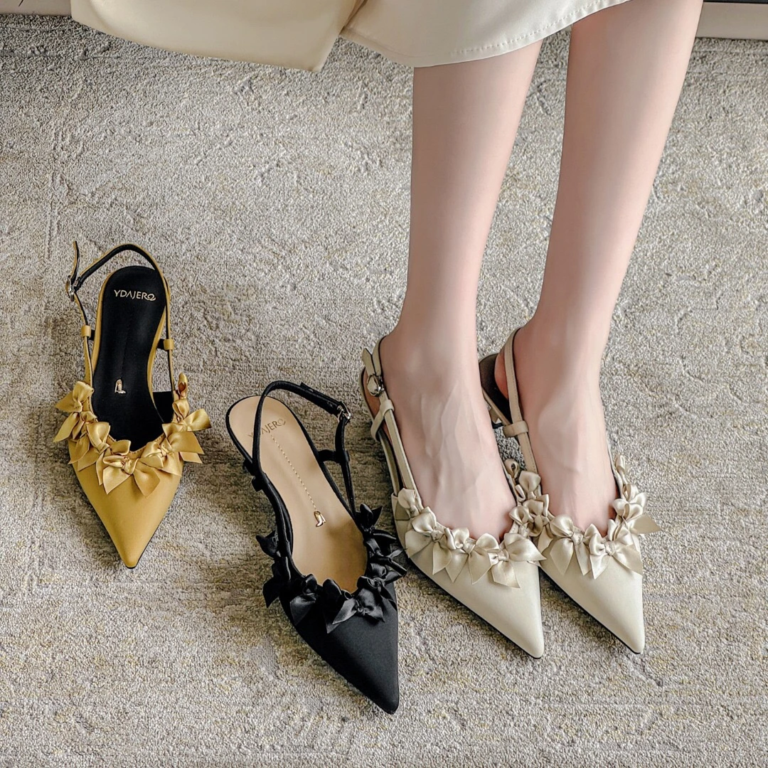【小贝家】一代3cm低跟尖头蝴蝶结包脚凉鞋细跟百搭气质单鞋女2009