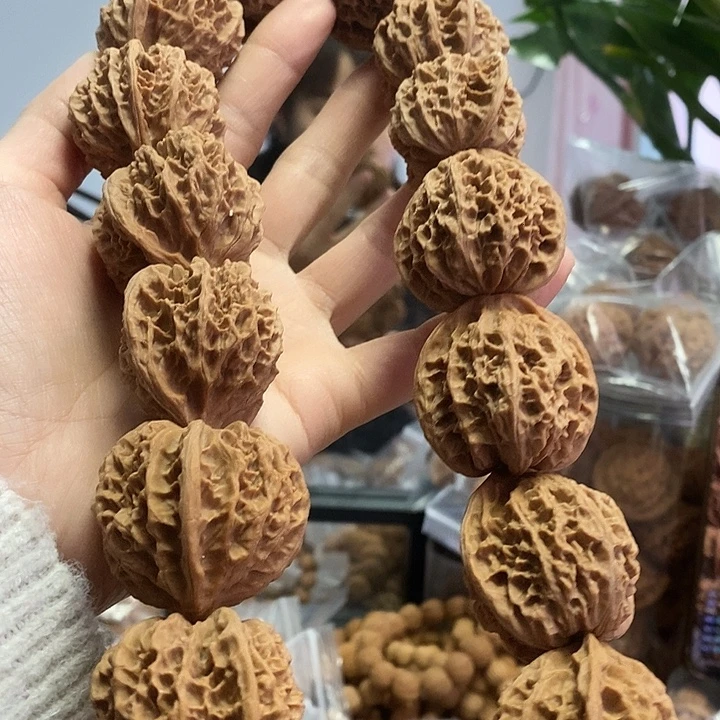 把件文玩核桃36.5血灯笼手持