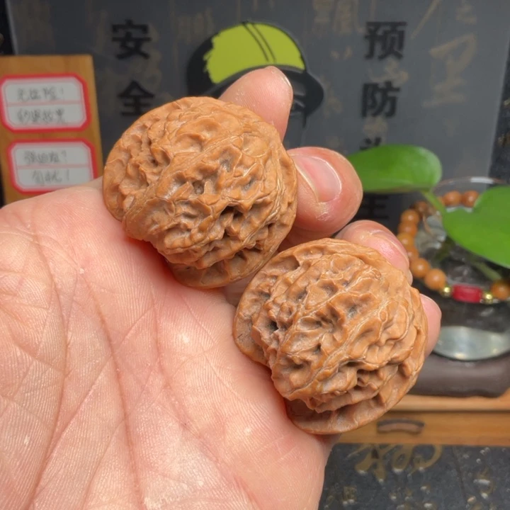 文玩核桃吊坠苹果园38全品003