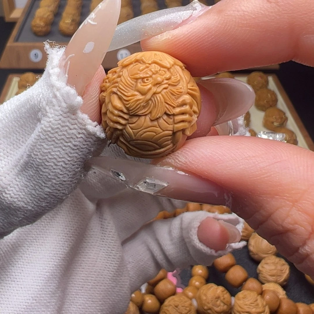 文玩核桃把件精修款钟馗戏五鬼18左右尺寸全品有正常封口线