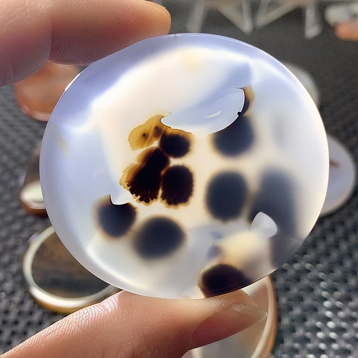 未镶嵌颈饰玛瑙/玉髓