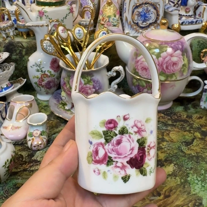 鹿与海陶瓷家居有限公司