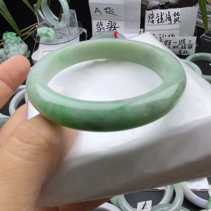 手链翡翠未镶嵌天然53.54