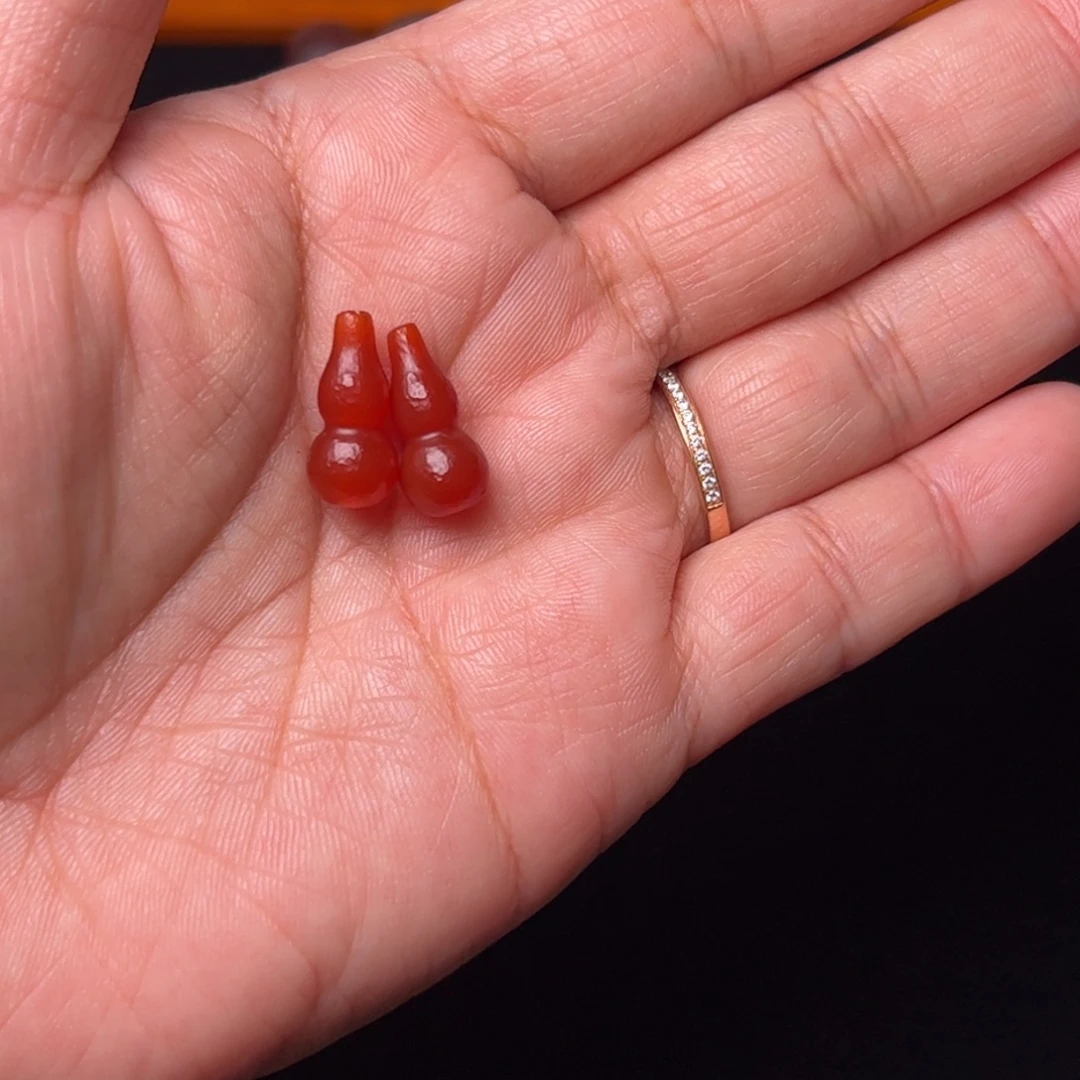 欢***欢玛瑙/玉髓未镶嵌配饰