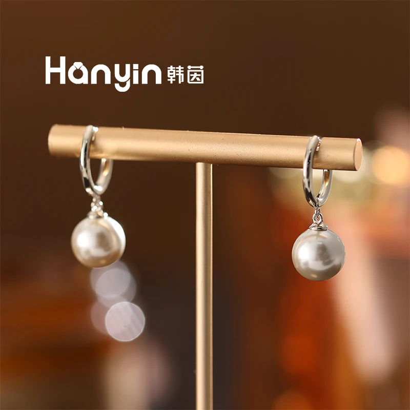 铜合金仿珍珠耳饰 时尚百搭简约灵动10mm珠珠耳环小众设计感耳饰