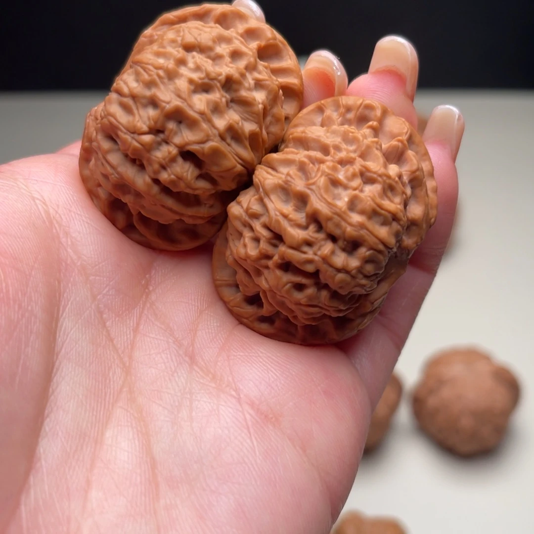 文玩核桃把件核王4W006