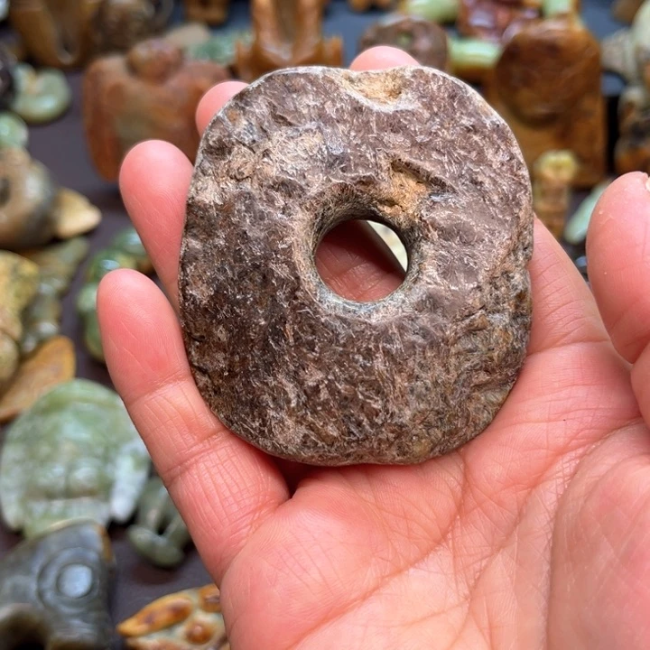 岫岩河磨玉（透闪石质玉）把件未镶嵌