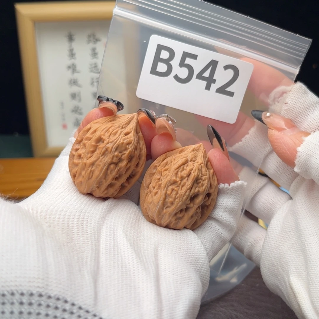 把件文玩核桃32瓷瓶鸭嘴b542