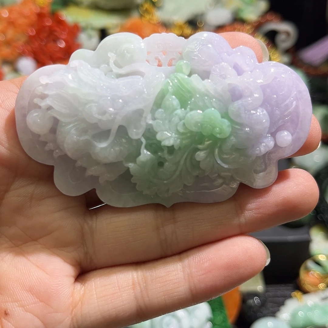 翡翠未镶嵌颈饰待编织
