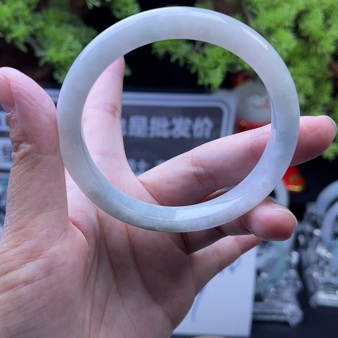 翡翠未镶嵌手镯翡翠