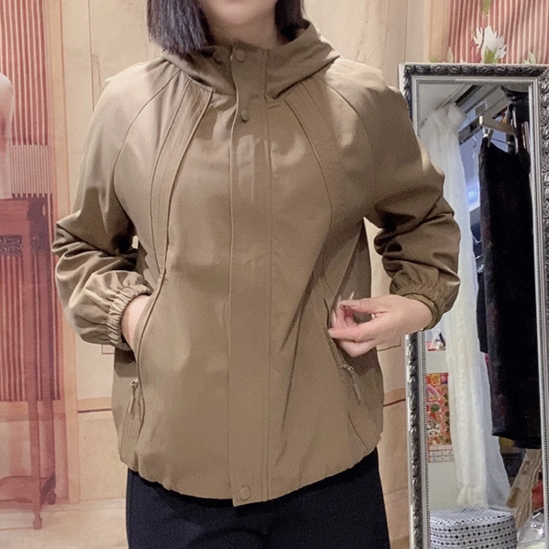 03款带帽款夹克时尚