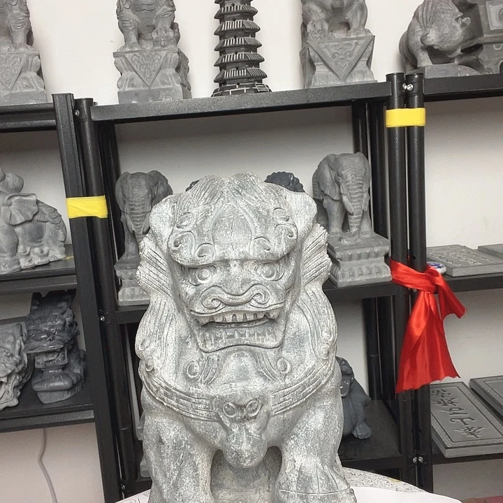 天然青石雕刻精雕狮子高15一对