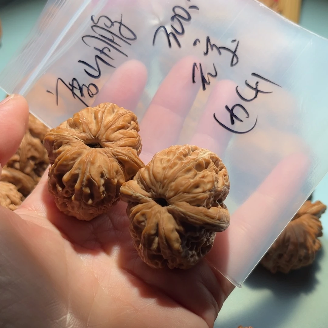 唐***舍吊坠文玩核桃元宝文玩核桃
