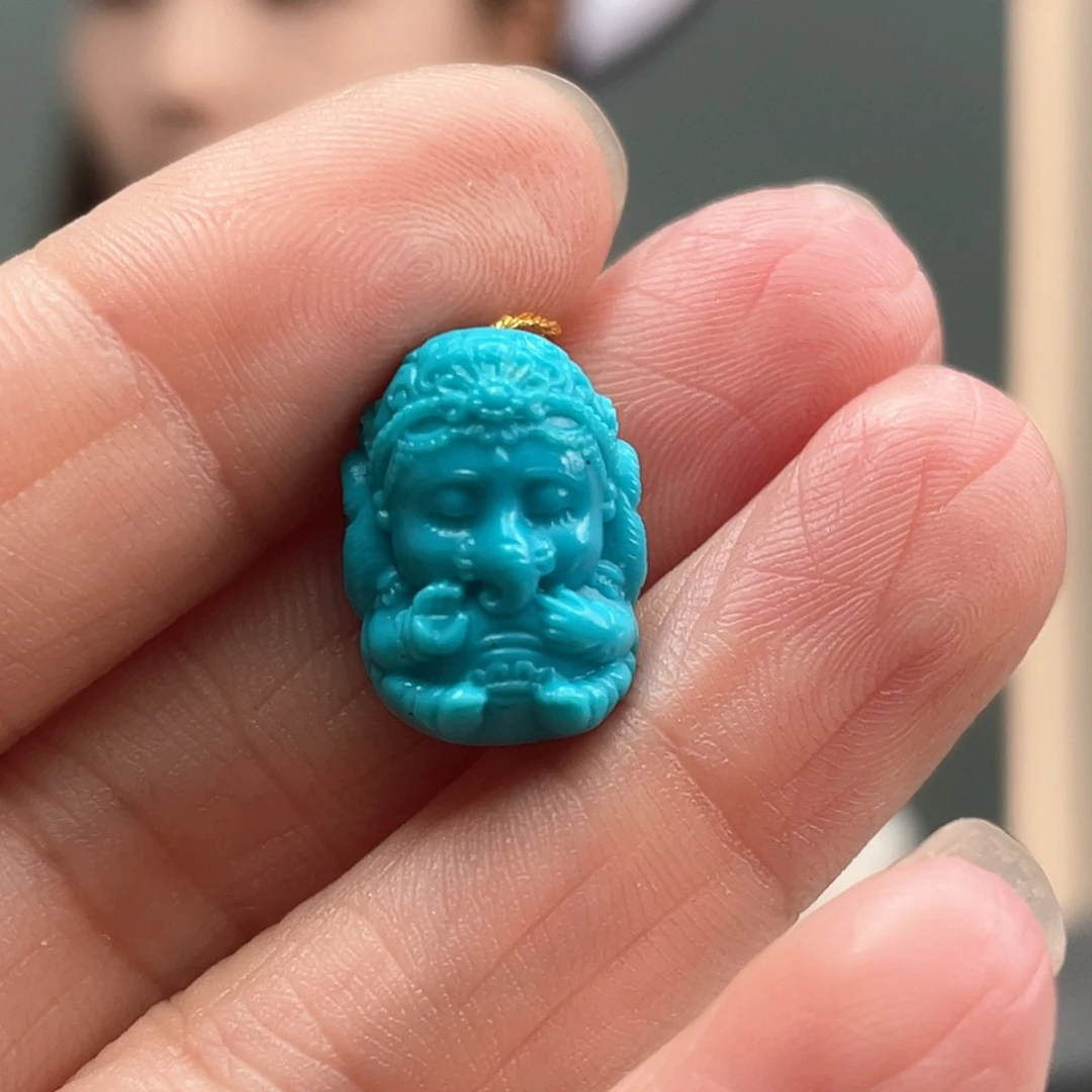 绿松石未镶嵌颈饰