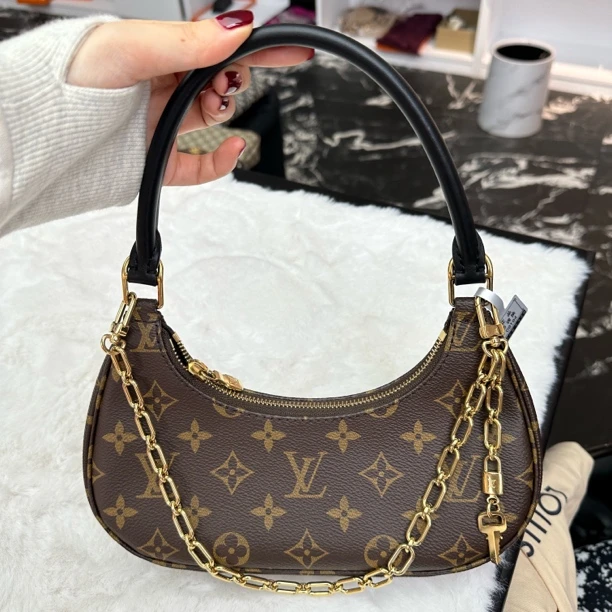 未使用 LouisVuitton/路易威登 LOUISVUITTON CATCHYPM豌豆饺子包