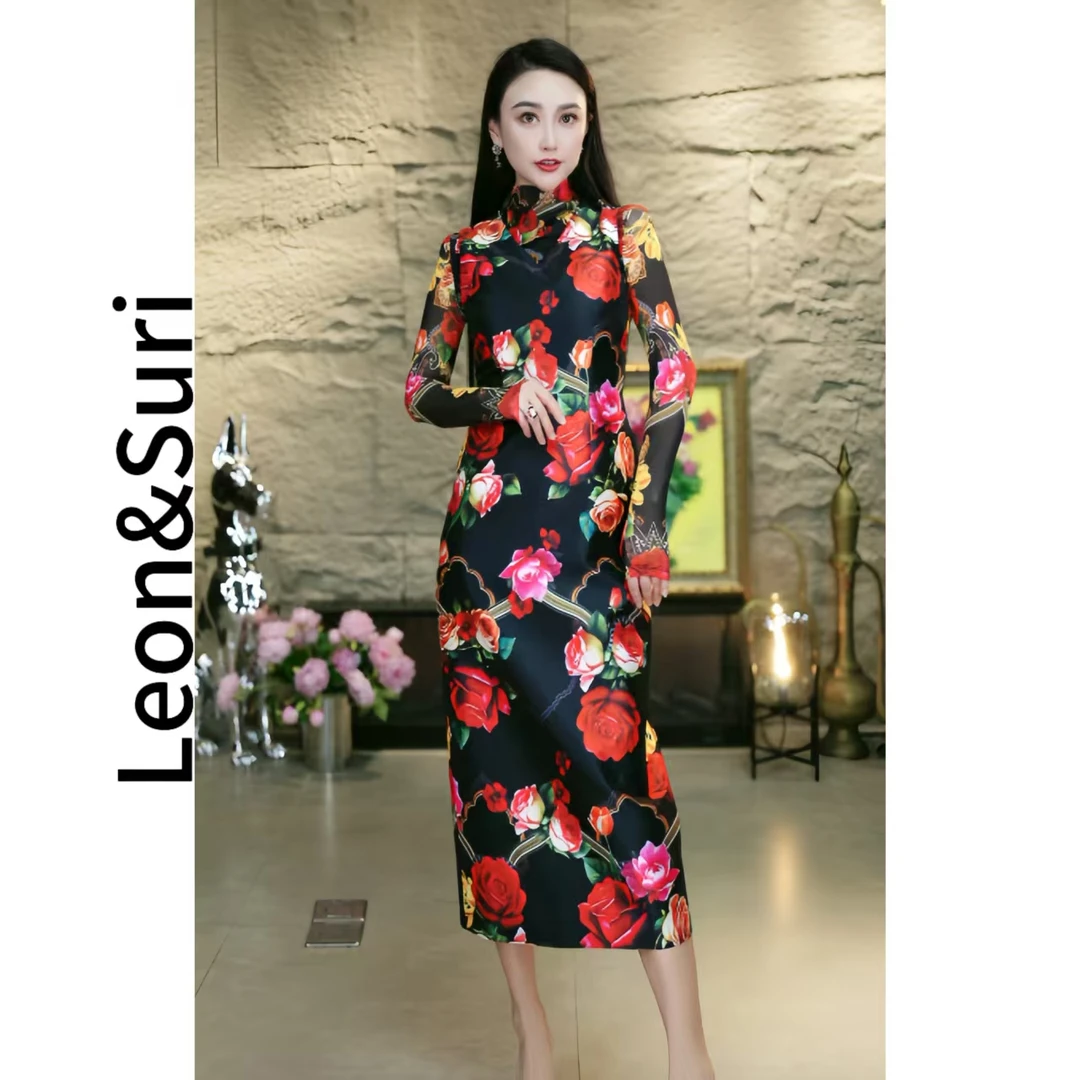 Leon&Suri“奇花丽容”新款复古后叠衩黑色原创花中长款无袖背心裙