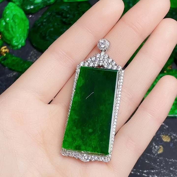 翡翠银S925镶嵌颈饰多样性