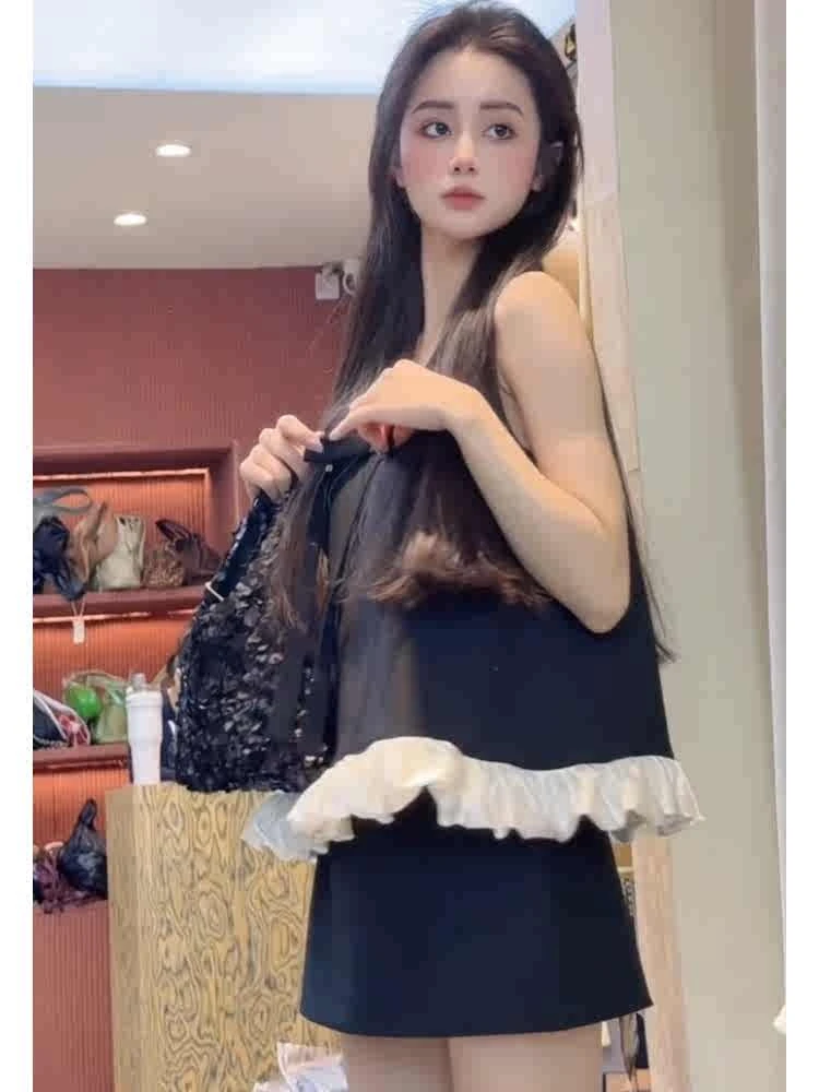 2025超火夏装一整套夏日绝美穿搭气质高级感黑色无袖上衣短裙套装