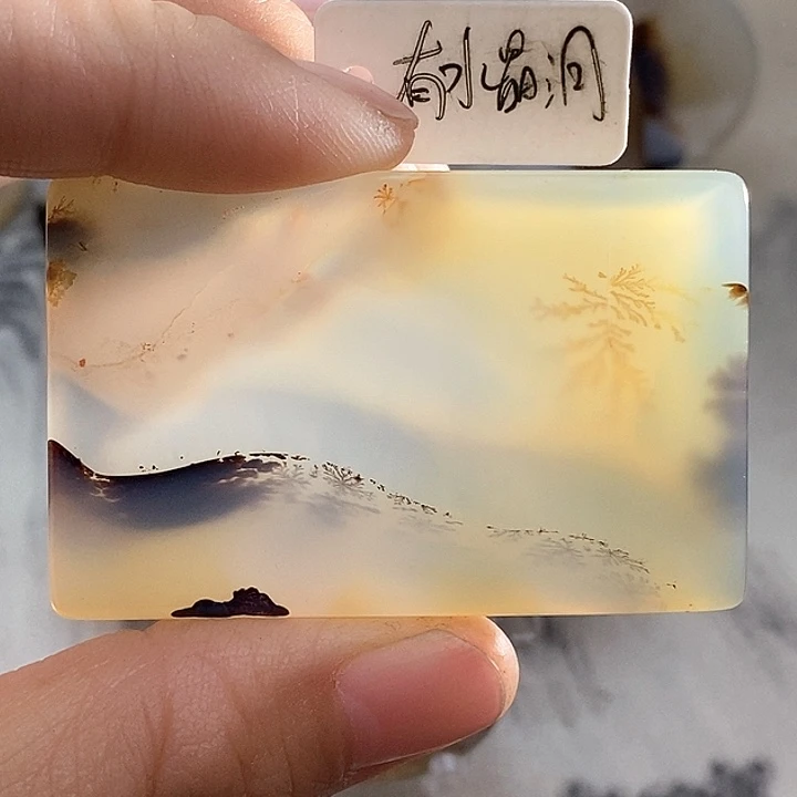 玛瑙/玉髓颈饰未镶嵌