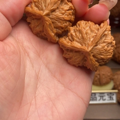 吊坠文玩核桃三棱