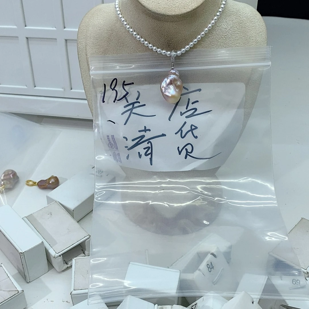 淡水珍珠颈饰合金