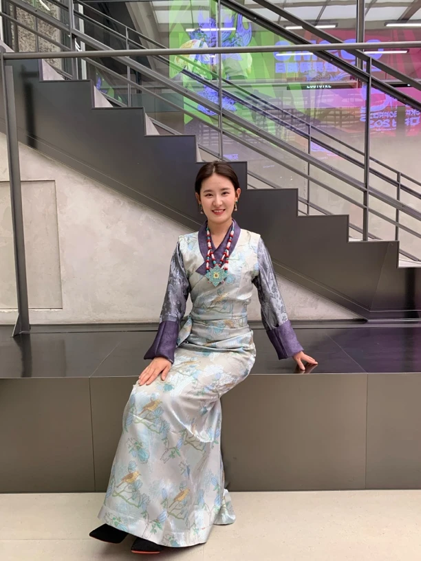 子玉 |「新款博拉」新款双领拼色民族风西藏服博拉裙收腰设计日常