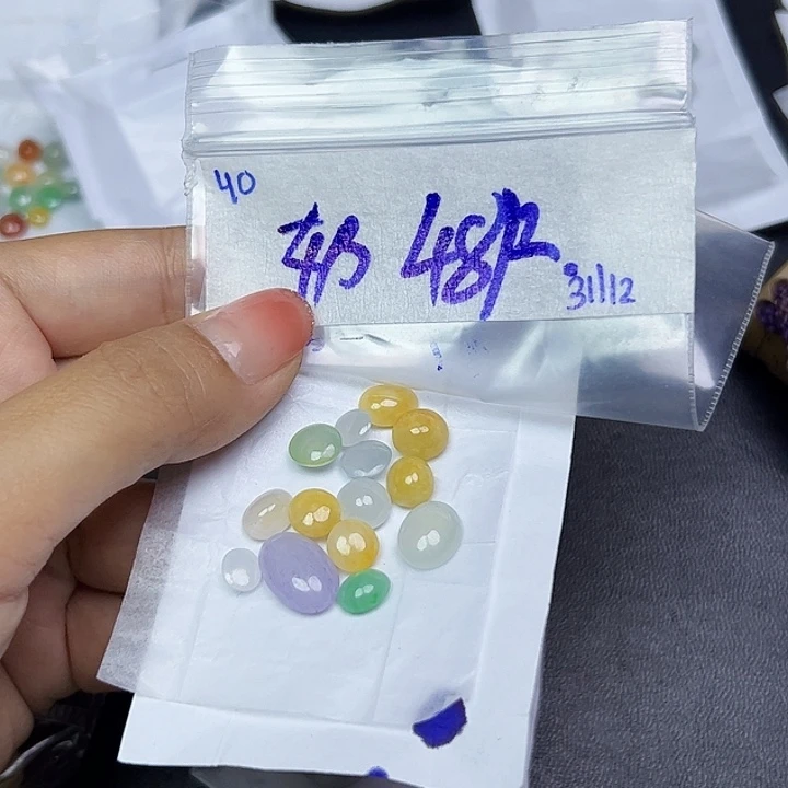 未镶嵌定制翡翠奶**桂不