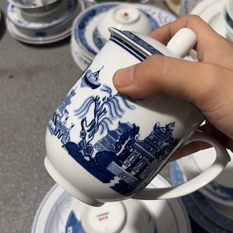 陶瓷办公杯一个陶瓷