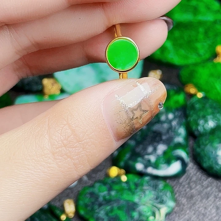 翡翠银S925镶嵌颈饰多样性