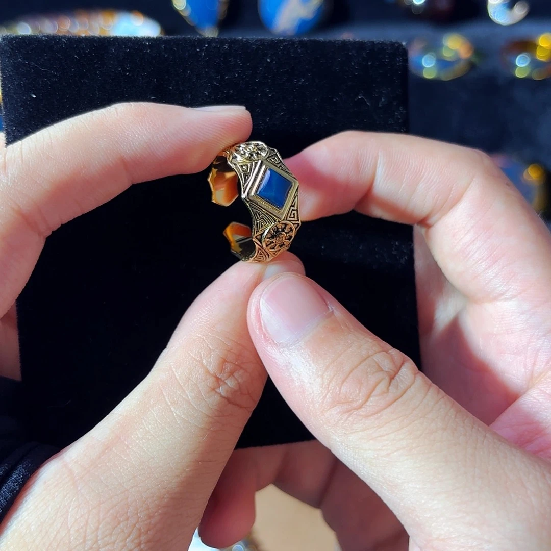 银S925镶嵌琥珀裸石多米尼加蓝珀戒指