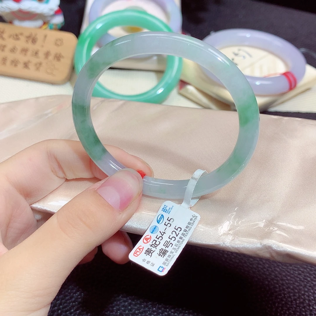 翡翠未镶嵌手镯525