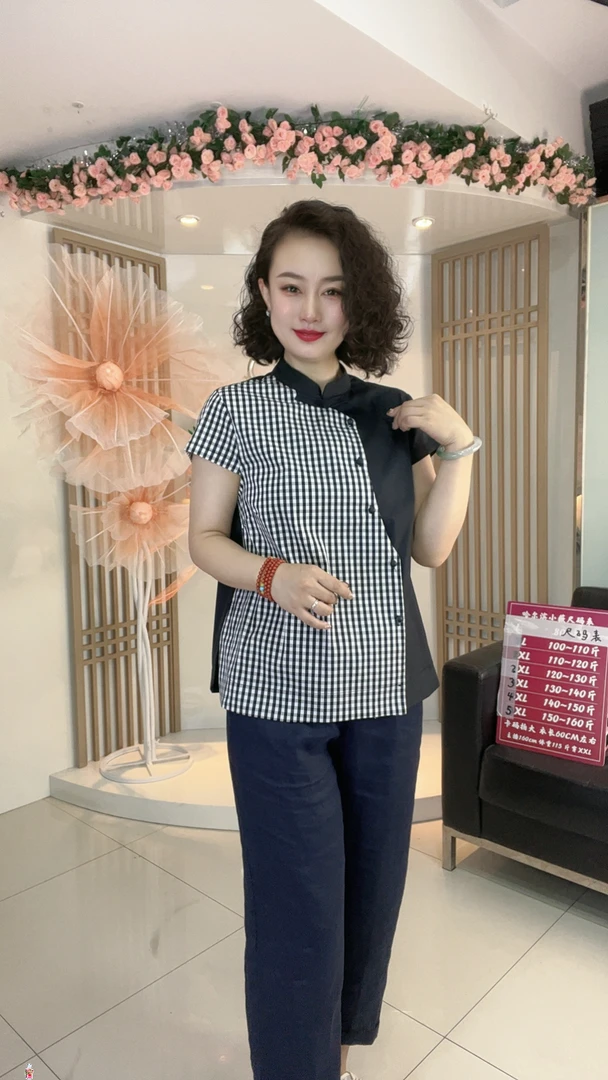 新中式国风高级感盘扣舒适透气格纹拼接气质减龄斜扣短袖衬衫1831