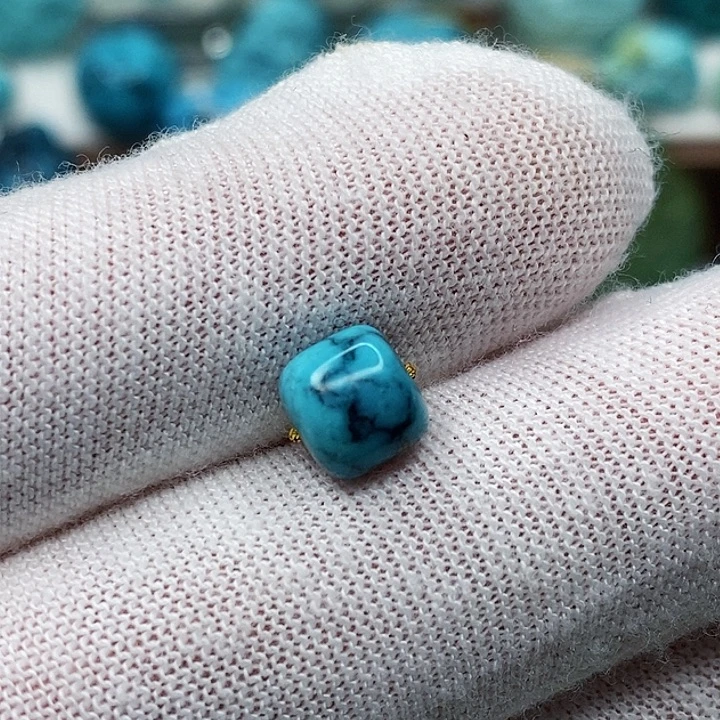 绿松石未镶嵌天然原矿 地大质检