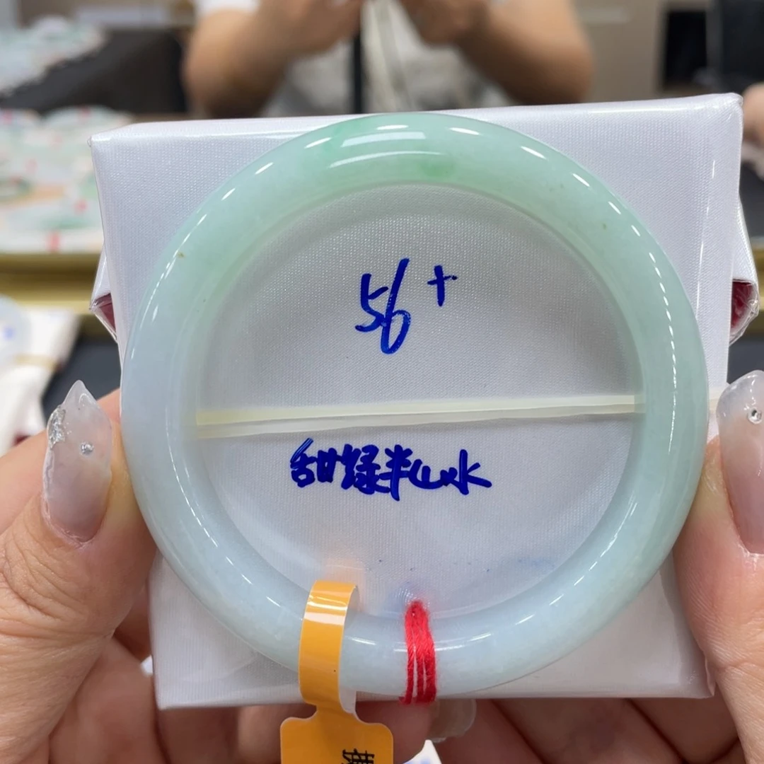 未镶嵌手镯翡翠翡翠
