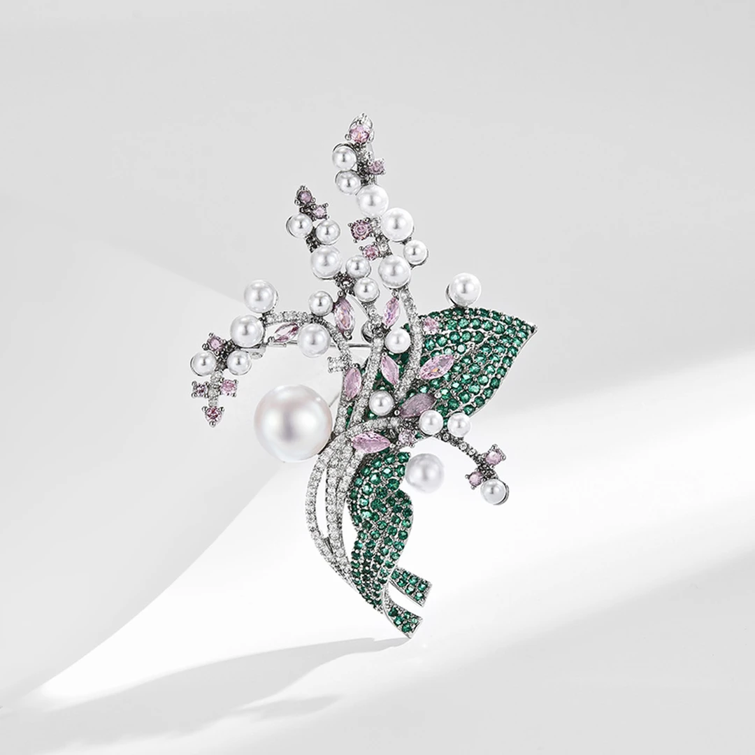 铜合金仿珍珠胸针 32750精致优雅花卉胸针高档奢华秋冬百搭时尚