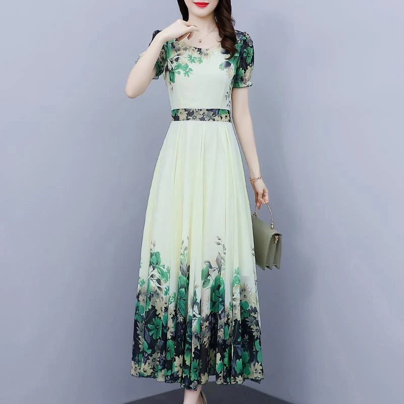 雪纺连衣裙子女夏季2025新款高端妈妈沙滩裙海边度假三亚长裙飘逸