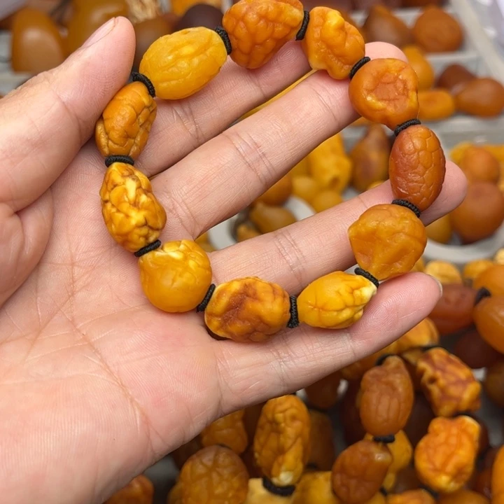 琥珀未镶嵌裸石天然蜜蜡手串