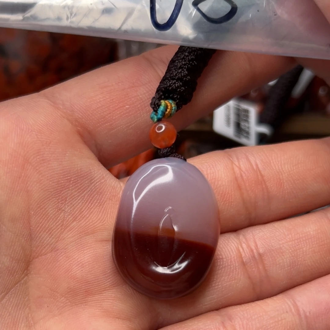 ****烟未镶嵌配饰南红玛瑙08