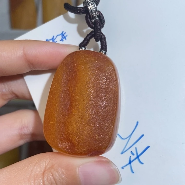 定制琥珀未镶嵌琥珀