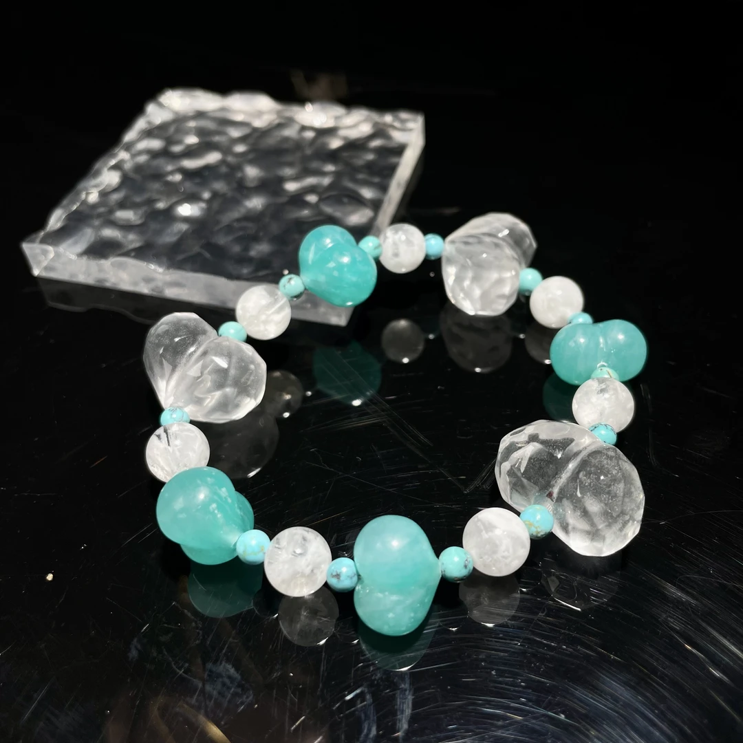 白水晶屁桃雪花幽灵手串 KT25091617