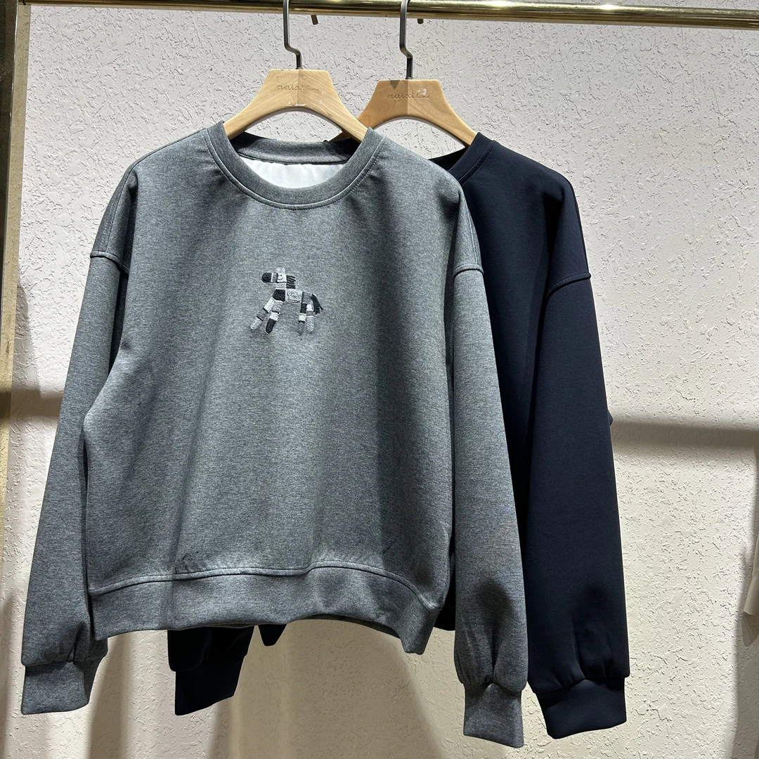 8081套头宽松简约上衣常规袖女卫衣秋季套头款通勤