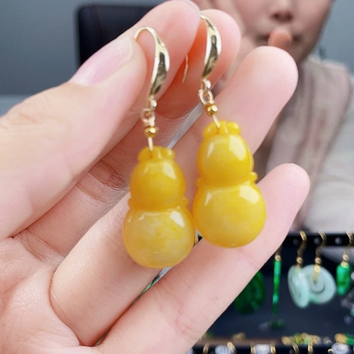 翡翠耳饰未镶嵌饰品