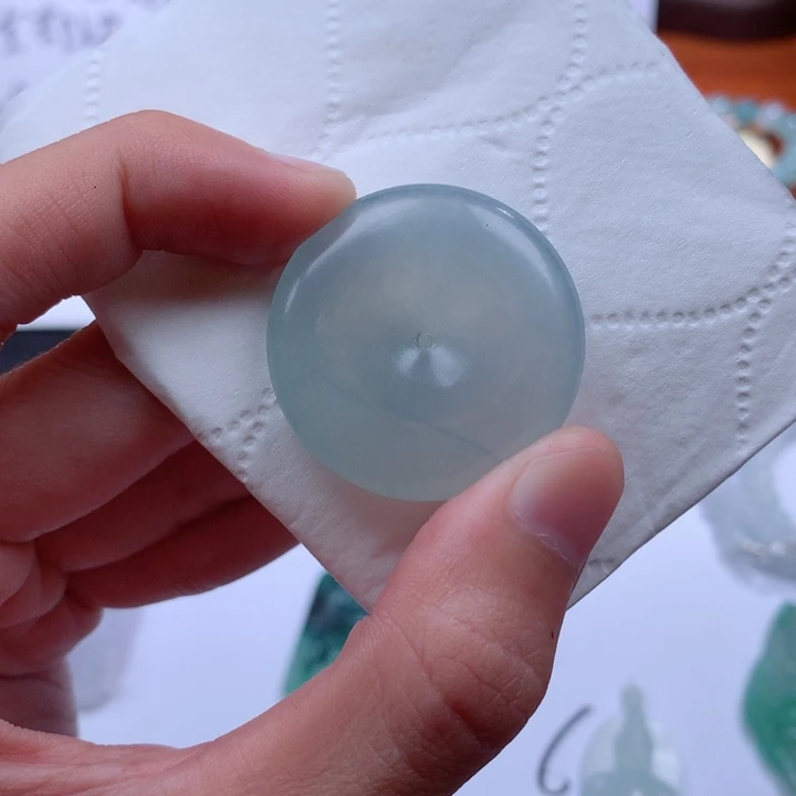 阿***身定制翡翠未镶嵌扣子